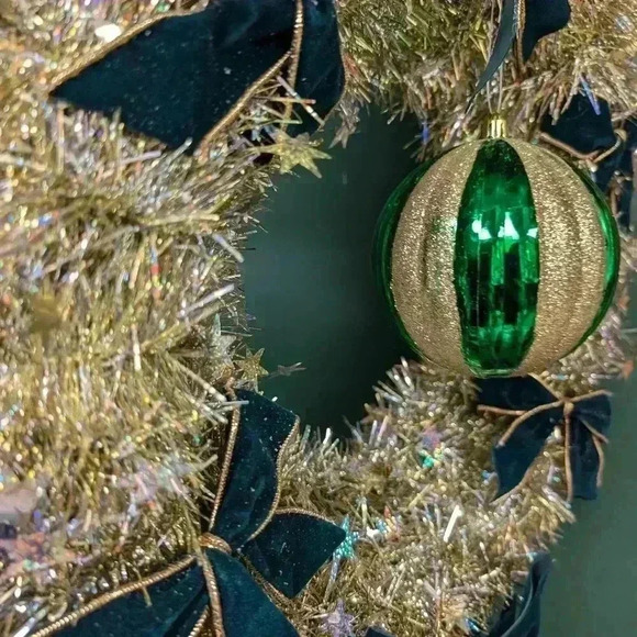 Vintage Christmas wreath green bows with  silver tinsel - Picture 3 of 8